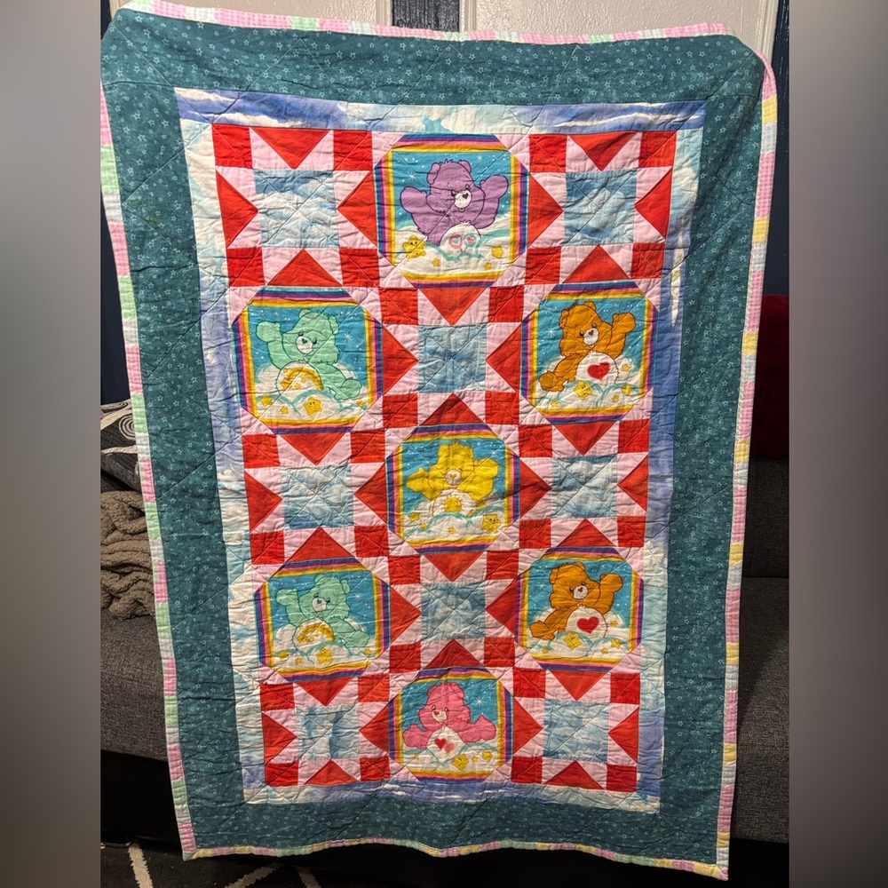Vintage Colorful Bright Care Bears Quilt 34”x 48" Reversible‎
